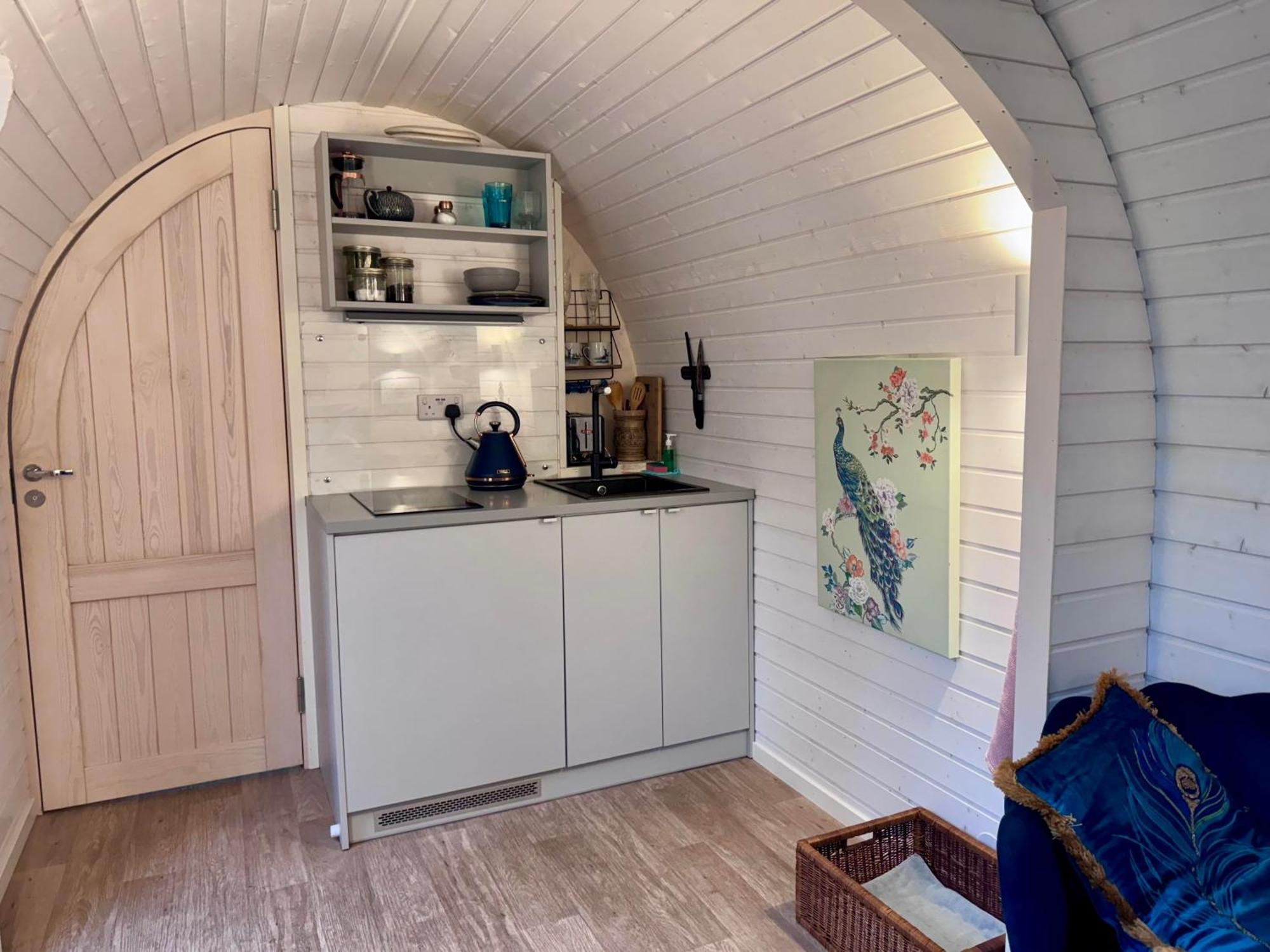 Luxury Woodland Lodge Retreat At Culdees Castle Crieff Exterior photo